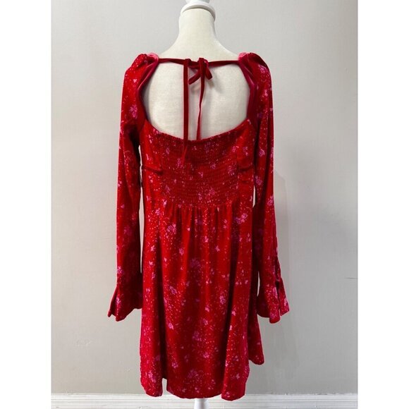 FREE PEOPLE Bell Sleeve Floral Mini Peasant Dress Size large new - Picture 5 of 8